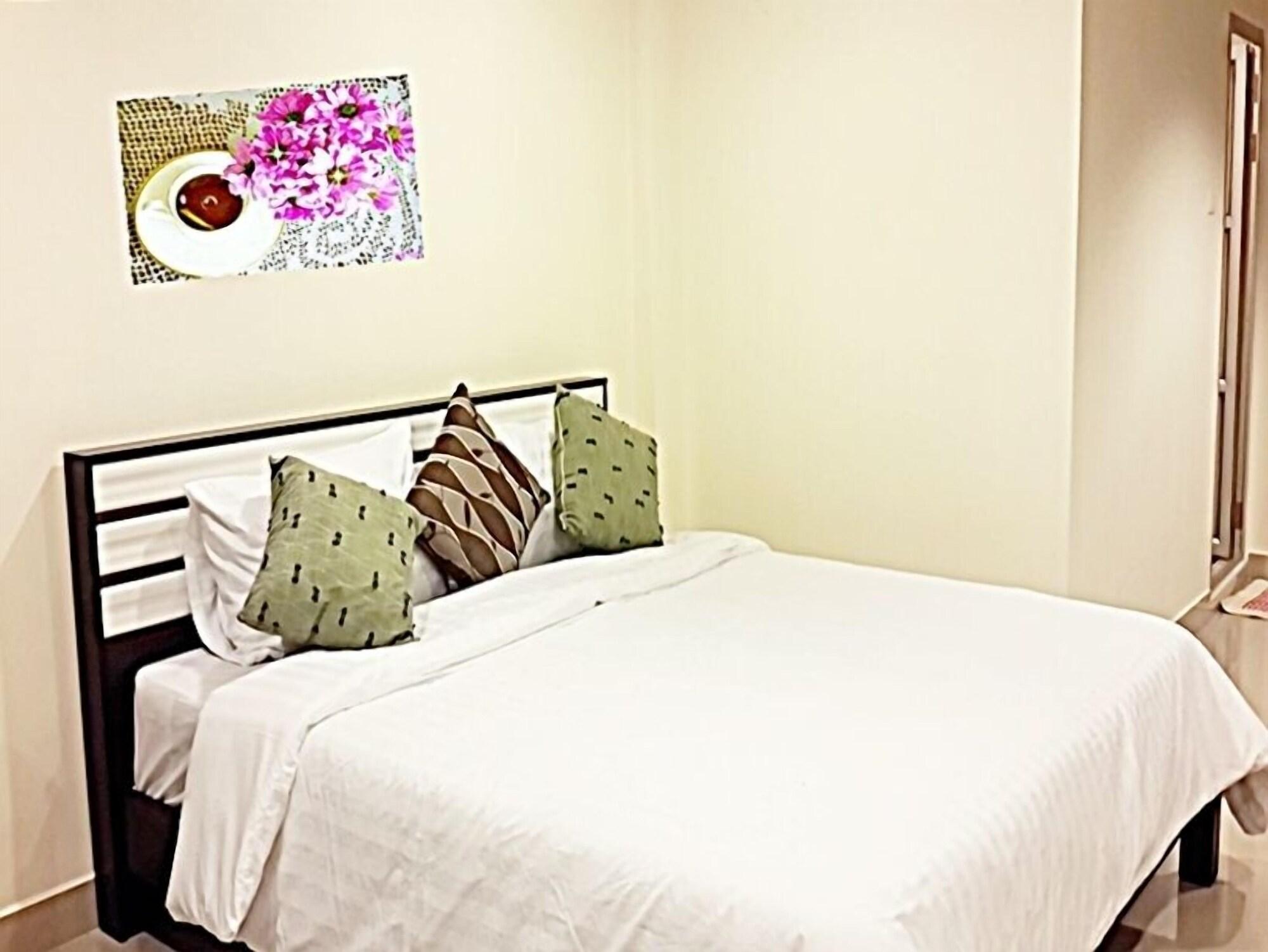 Aparthotel Santa Place *